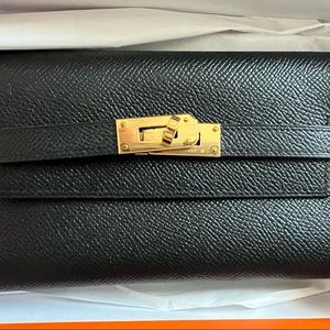 Kelly leather wallet